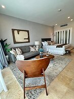 Modern Studio With Ocean View in Punta Palmera