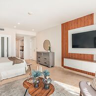Modern Studio With Ocean View in Punta Palmera