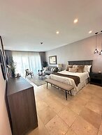 Modern Studio With Ocean View in Punta Palmera