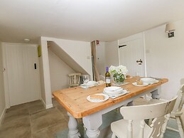Alice's Cottage