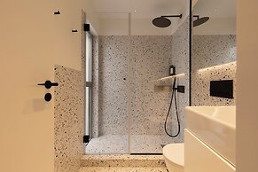 Vandoma Serviced Apartments