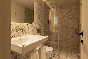 Vandoma Serviced Apartments