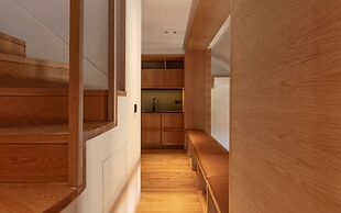 Vandoma Serviced Apartments