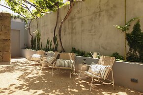 Vandoma Serviced Apartments