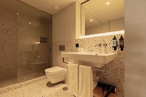 Vandoma Serviced Apartments