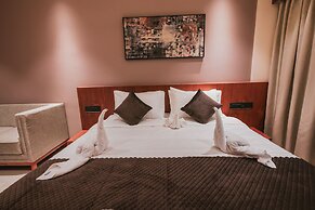 Fortview Suites