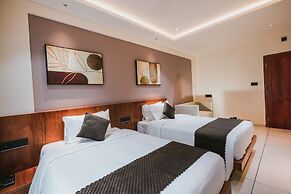 Fortview Suites