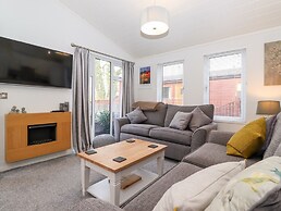 Bowness Bay Lodge