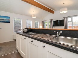 Bowness Bay Lodge