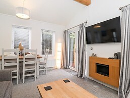 Bowness Bay Lodge