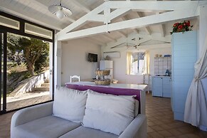 Villa Retreat With Mesmerizing sea View