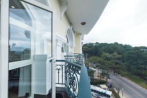 calyssa hotels & village