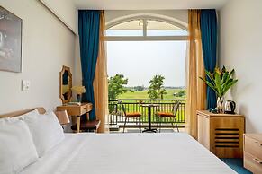 Sam Retreat Villa