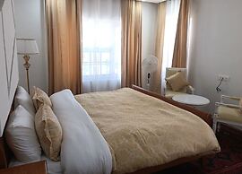Upani Cottages