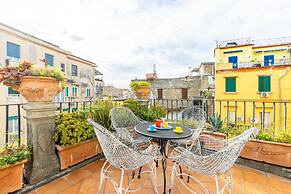 Charming House With Terrace at Historical Center