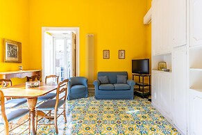 Charming House With Terrace at Historical Center