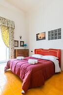 Charming House With Terrace at Historical Center