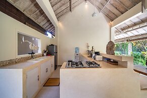 Villa Gembira, Seminyak