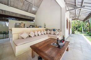 Villa Gembira, Seminyak