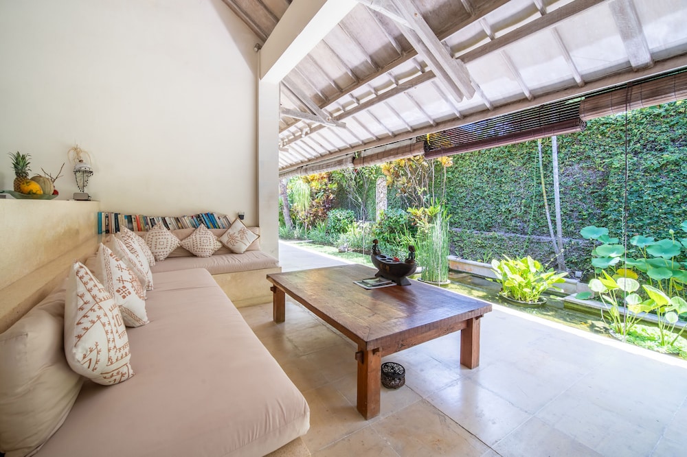 Villa Gembira, Seminyak