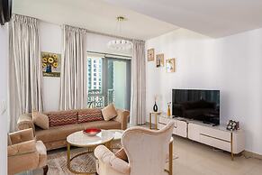 BellaVista -2 BR Apartment Fountain View