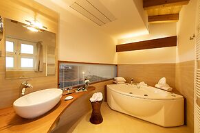 Color Hotel Style, Design & Gourmet