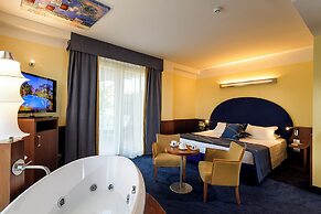 Color Hotel Style, Design & Gourmet