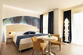 Color Hotel Style, Design & Gourmet