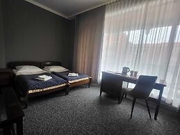 Hostel Bialoleka - Free Parking, Fast Wifi