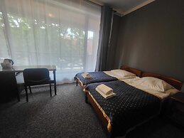 Hostel Bialoleka - Free Parking, Fast Wifi