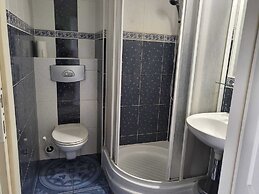 Hostel Bialoleka - Free Parking, Fast Wifi