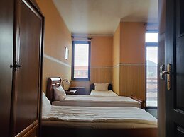Hostel Bialoleka - Free Parking, Fast Wifi