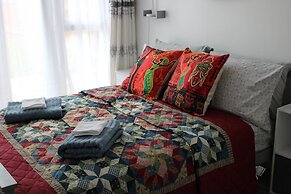 Apartment - Sleeps 4 - Parking - Station Close