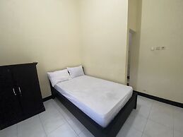 OYO Life 93258 Kos Sahabat