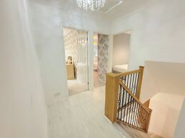 4-bed House in Wetherby, Sleeps 8, Near York