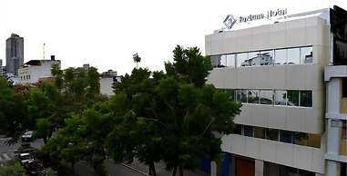 Fortune Hotel
