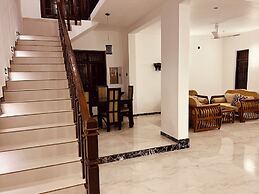 Ahasna Family Villa