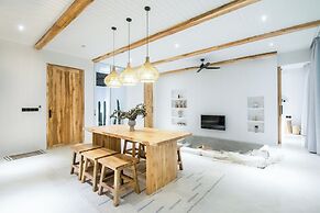 ULU 3 · 2br Villa