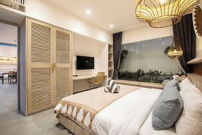 Spectacular 4BR Villa, 400m to Beachfront Elegance