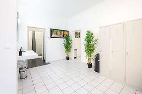 Robin Wood Apartment