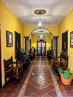 Hotel Caxa Real