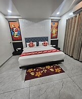 Annapurna Executive