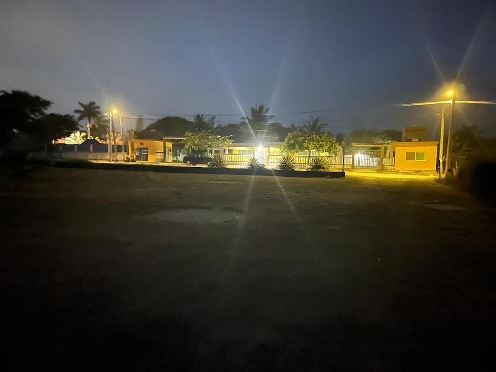 KIBOO IRE HOTEL TECOLUTLA