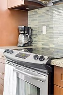 4BR Penthouse Rooftop of Harrison