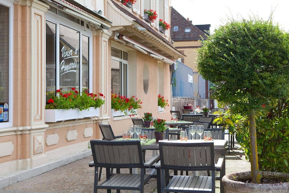 HÔTEL DU SAUMON