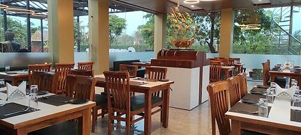 Chandanvan Club & Resort