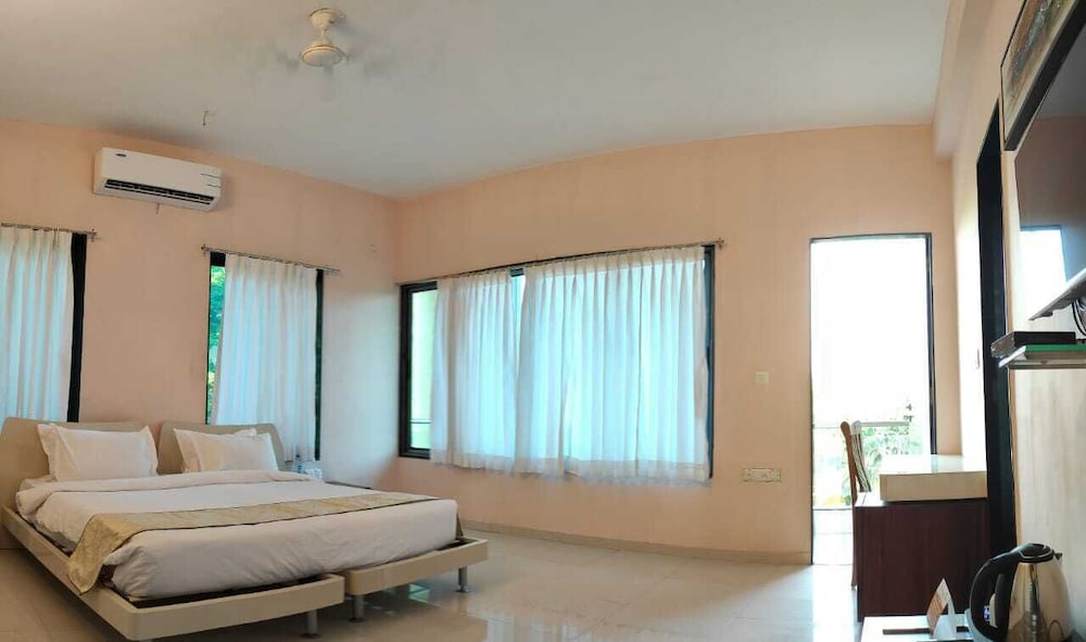 Chandanvan Club & Resort