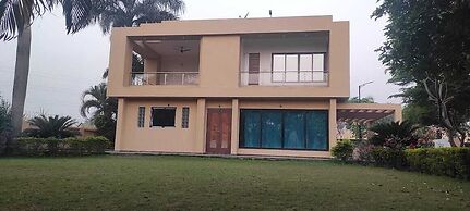 Chandanvan Club & Resort
