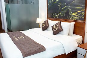 BIG HOTEL LÀO CAI