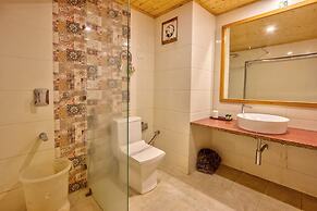 Hotel Grand Oasis